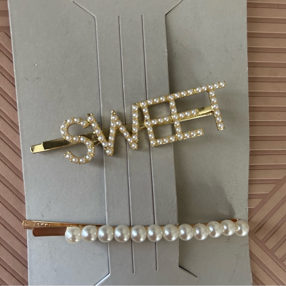 BP. Gold and Pearl Hair Clips Sweet - Picture 3 of 4